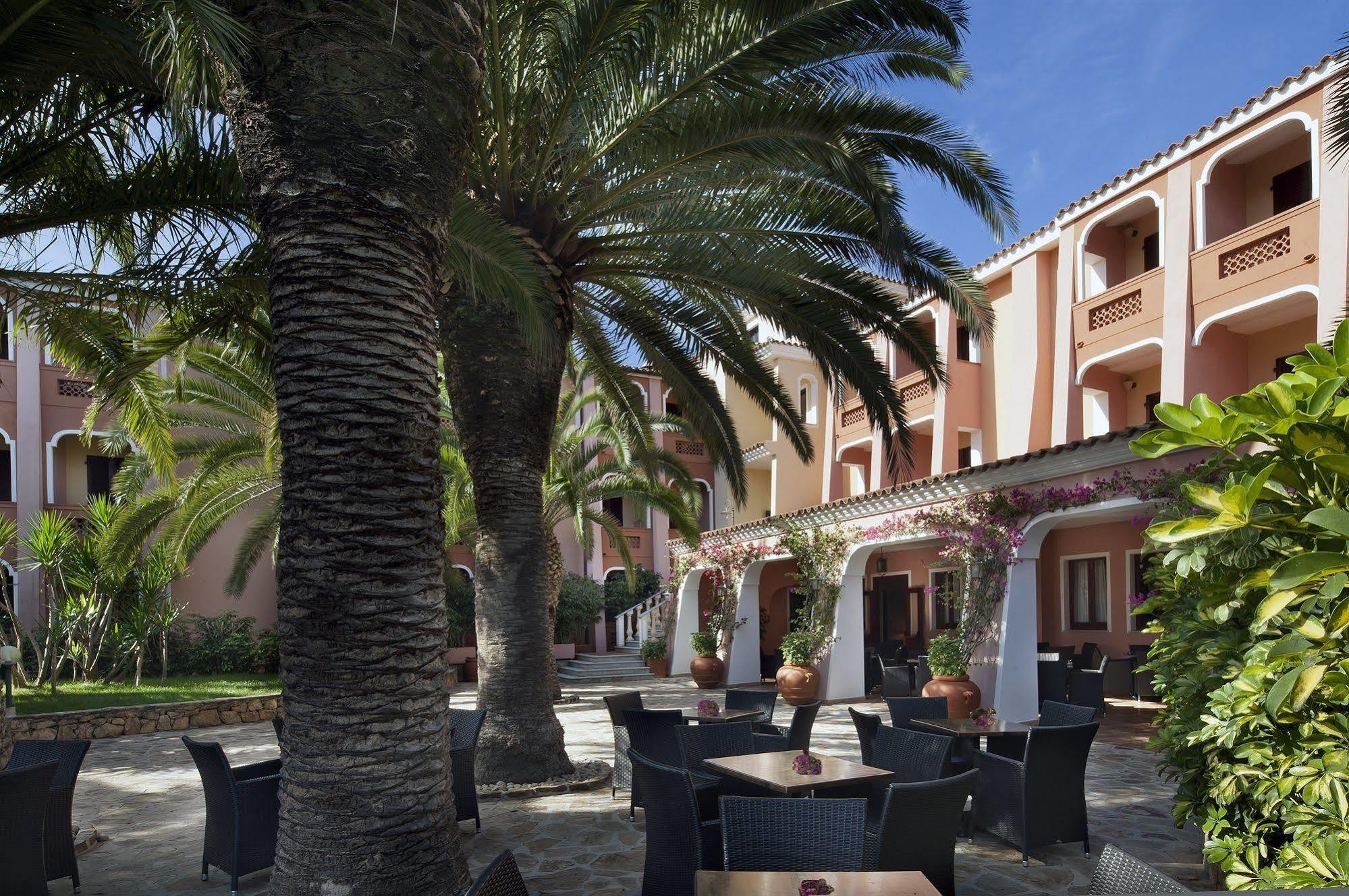Cala Ginepro Hotel Resort & Spa Orosei Bagian luar foto