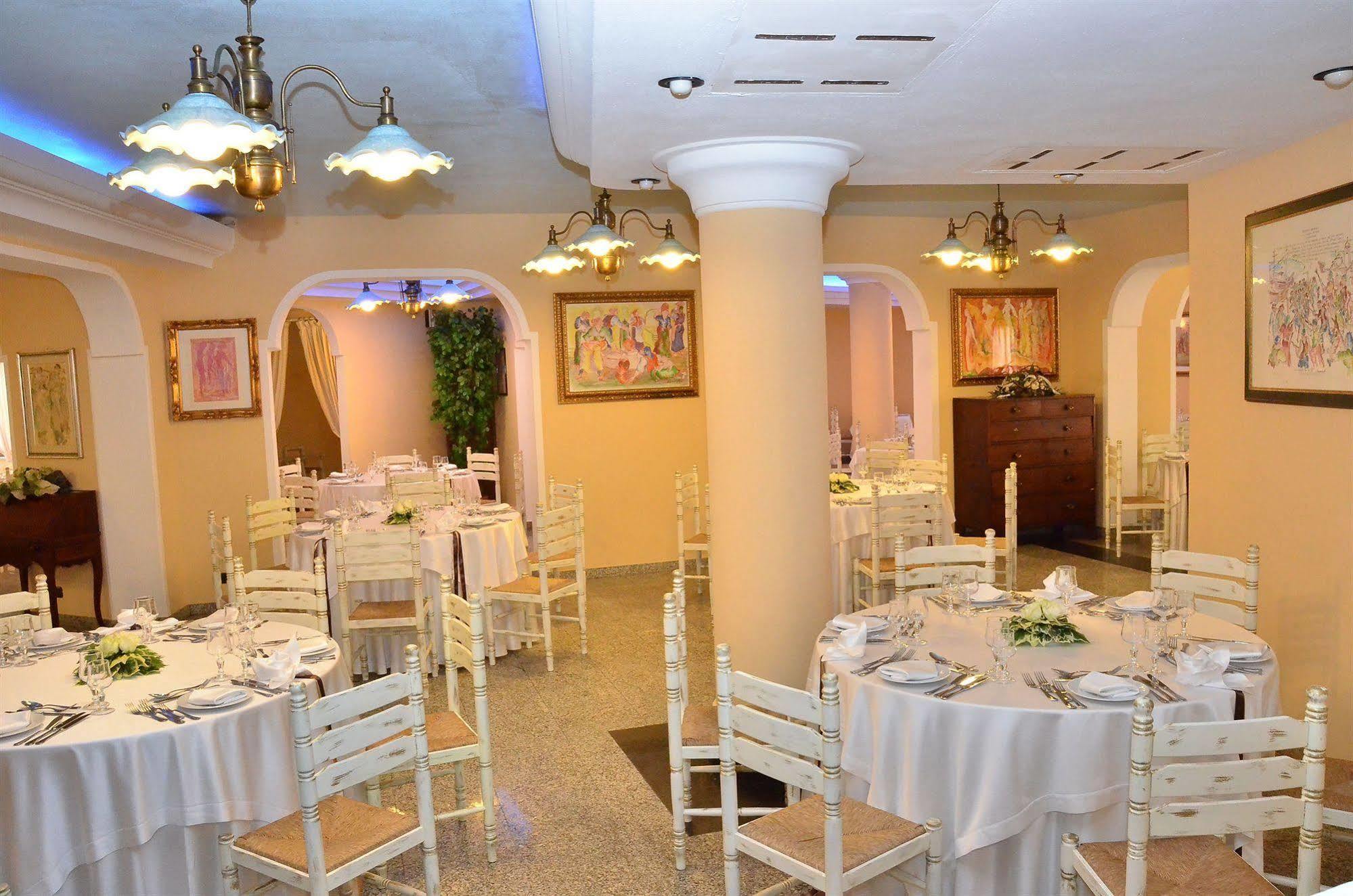 Cala Ginepro Hotel Resort & Spa Orosei Bagian luar foto